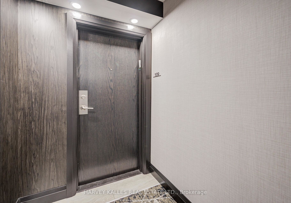 3000-bathurst-street-toronto-ontario-c13000626