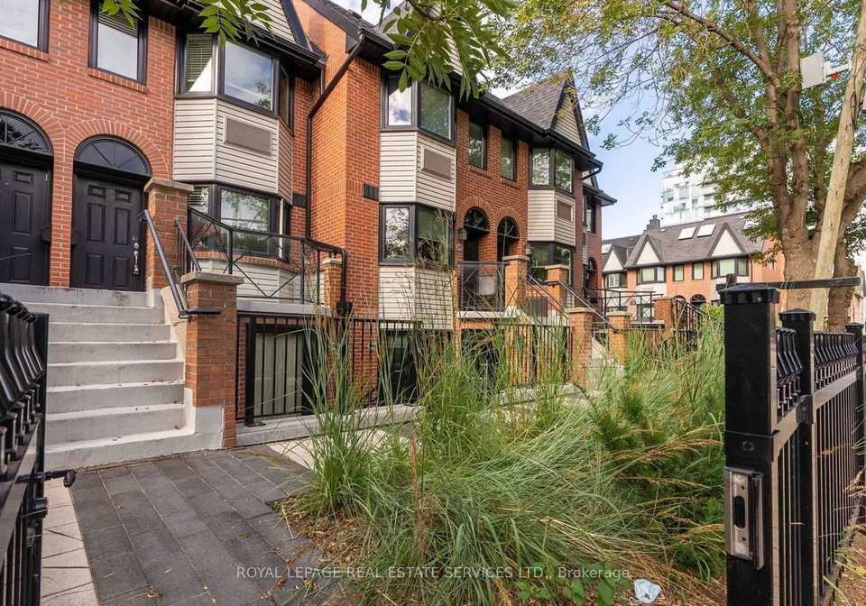 578a-wellington-street-toronto-ontario-c13000806