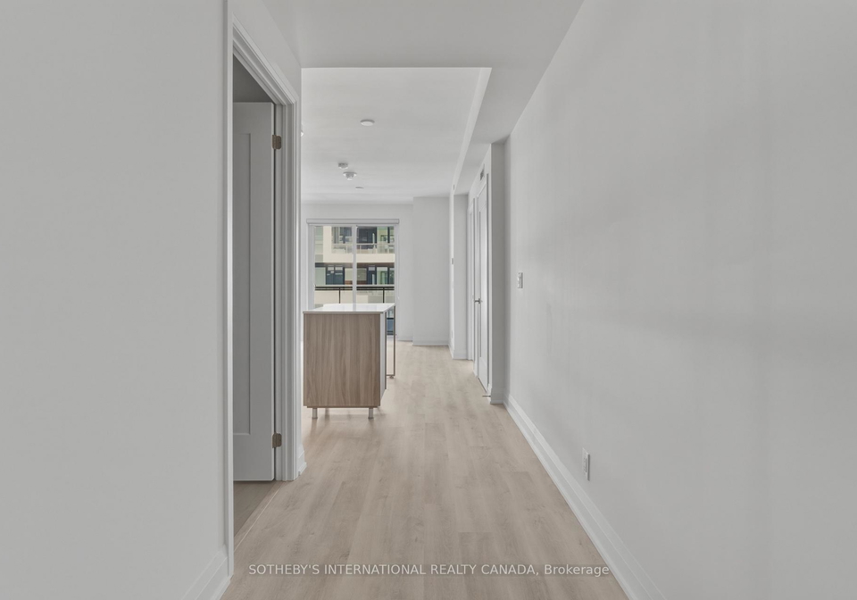 65-broadway-avenue-toronto-ontario-c13000846