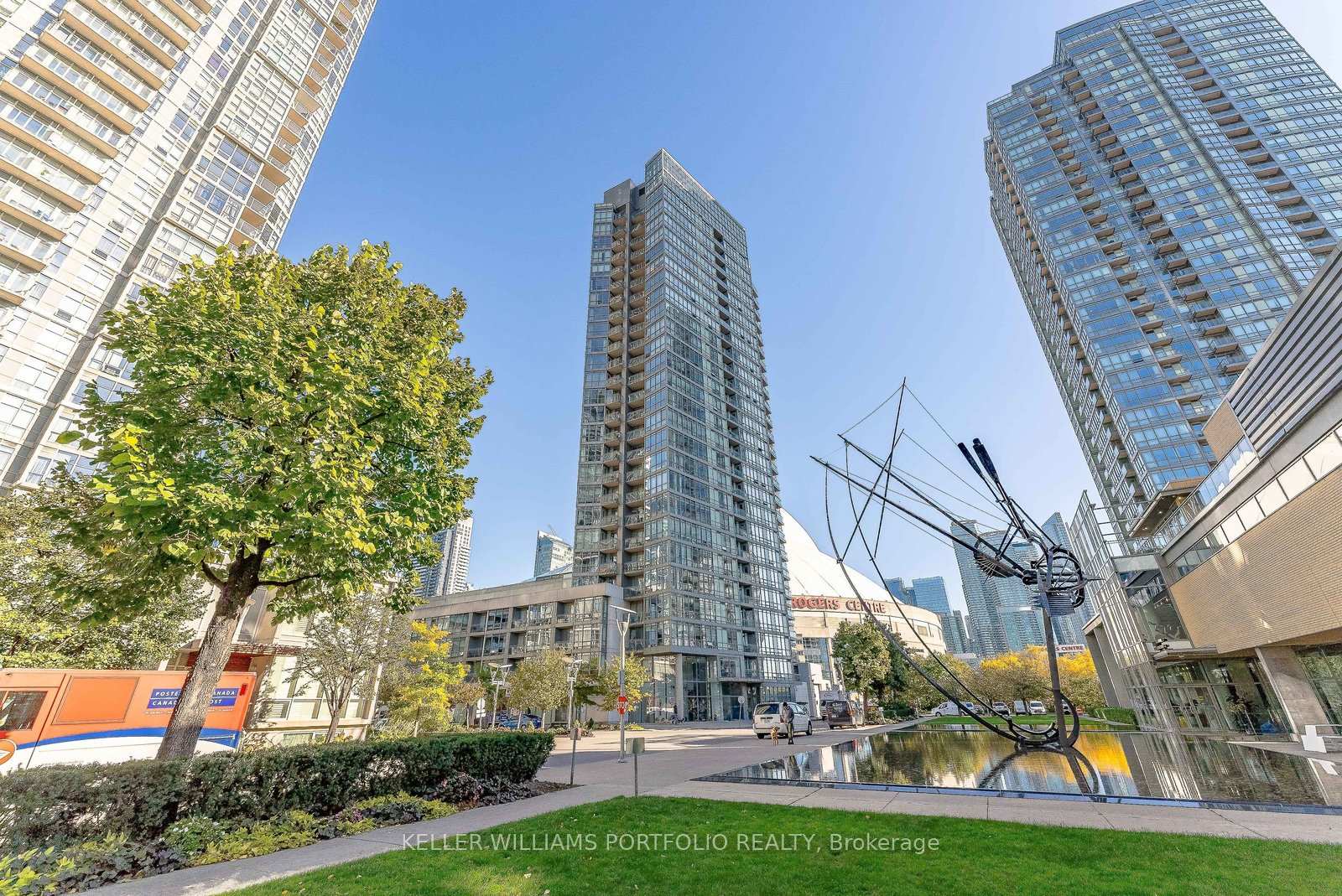 3-navy-wharf-court-toronto-ontario-c13000936