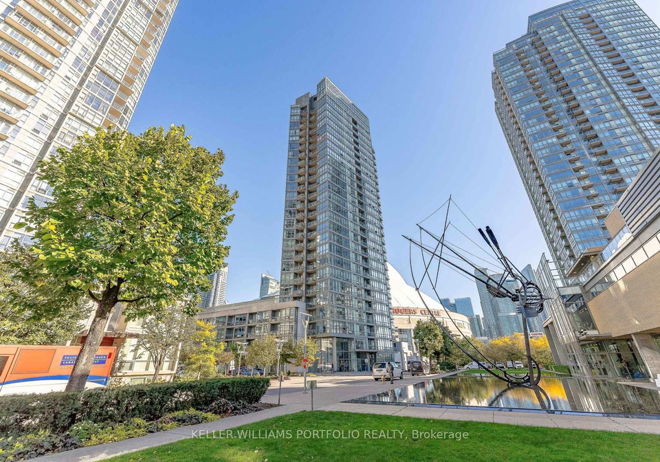 3-navy-wharf-court-toronto-ontario-c13000936