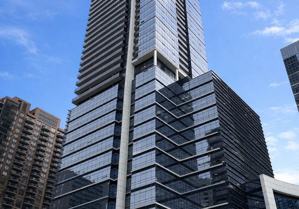 5-sheppard-avenue-e-north-york-ontario-c13001010