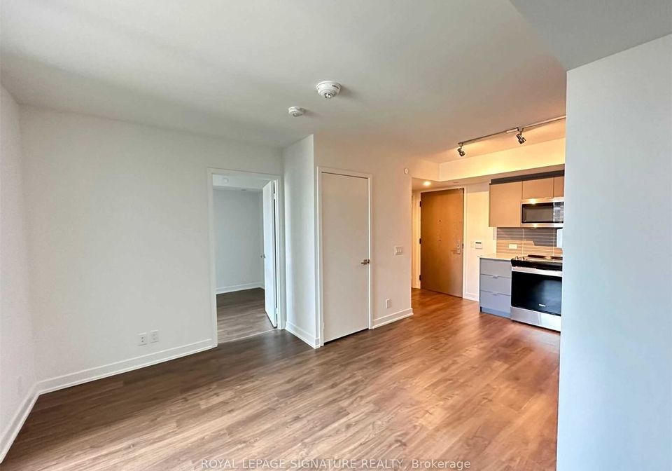 30-tretti-way-toronto-ontario-c13001500