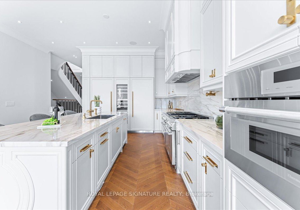 505-soudan-avenue-toronto-ontario-c13001524