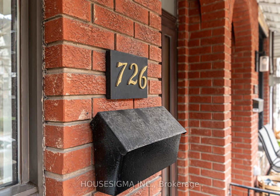 726-adelaide-street-w-toronto-ontario-c13001638