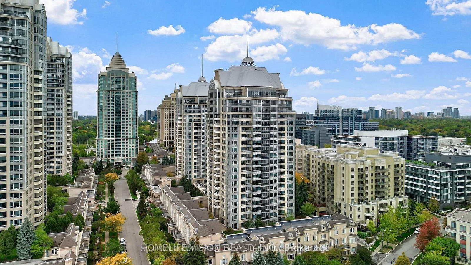 8-rean-drive-north-york-ontario-c13001688