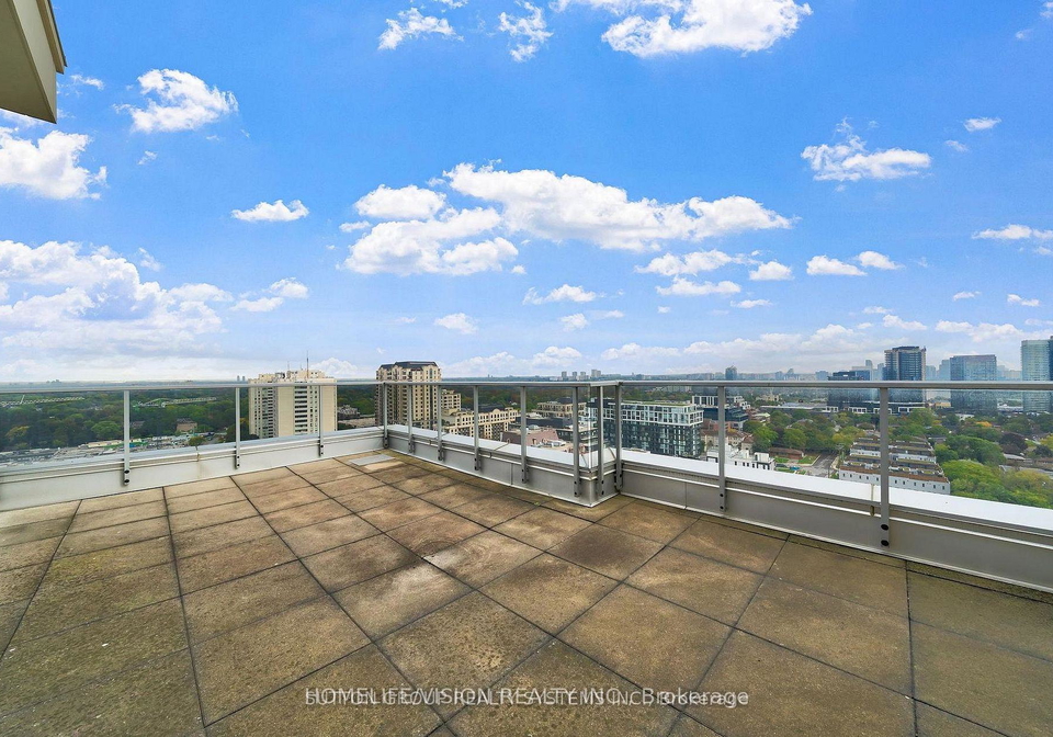 8-rean-drive-north-york-ontario-c13001688