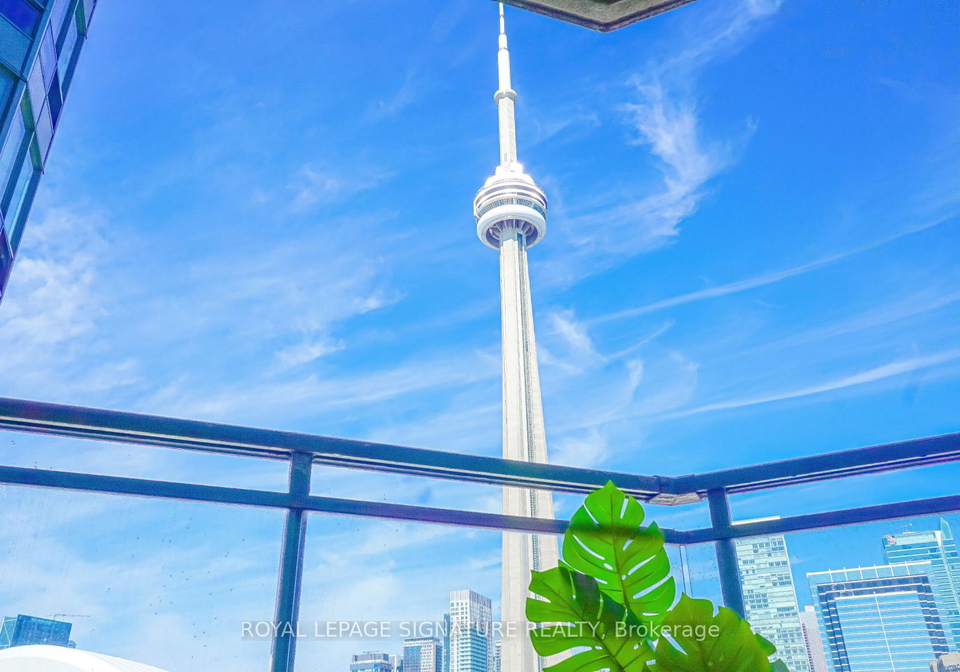 230-queens-quay-w-toronto-ontario-c13001764