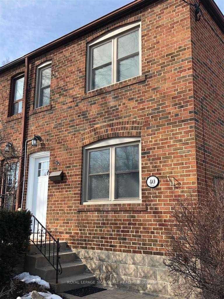 40-crofton-road-east-york-ontario-c13001814