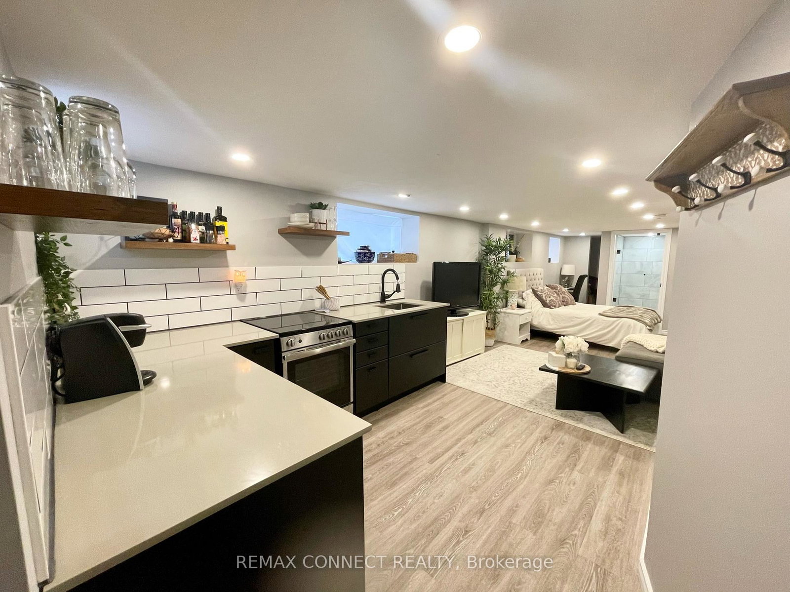 264-sterling-road-toronto-ontario-c13001854