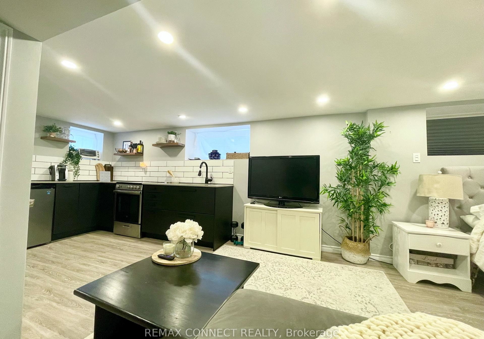 264-sterling-road-toronto-ontario-c13001854