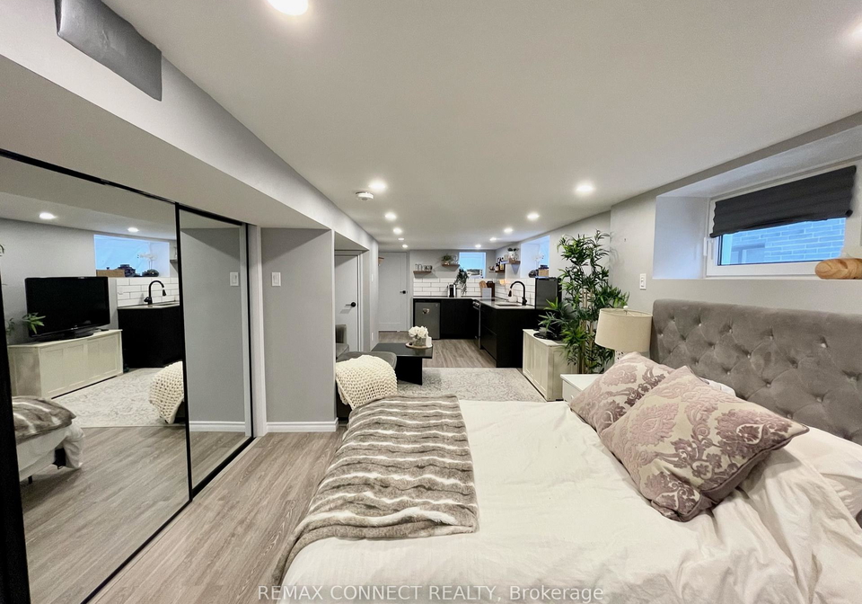 264-sterling-road-toronto-ontario-c13001854