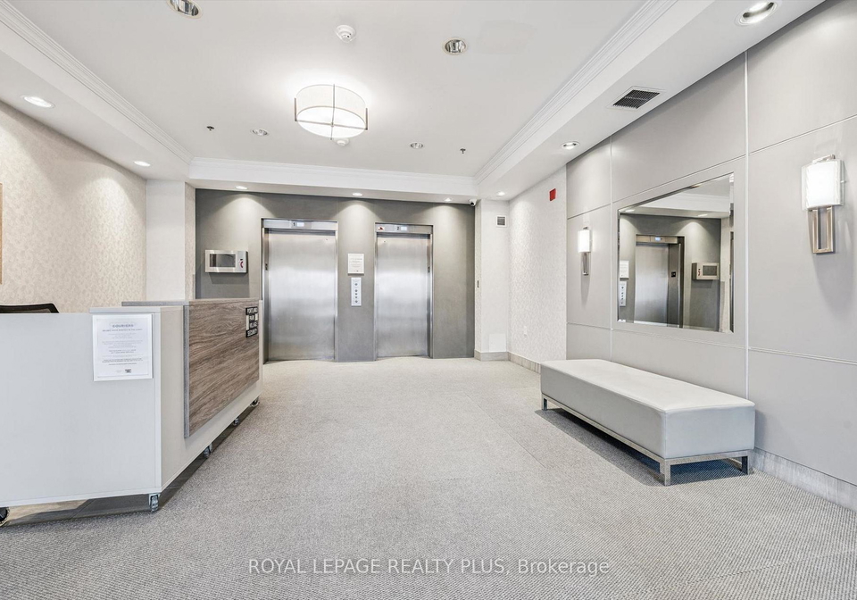 550-front-street-w-toronto-ontario-c13002046