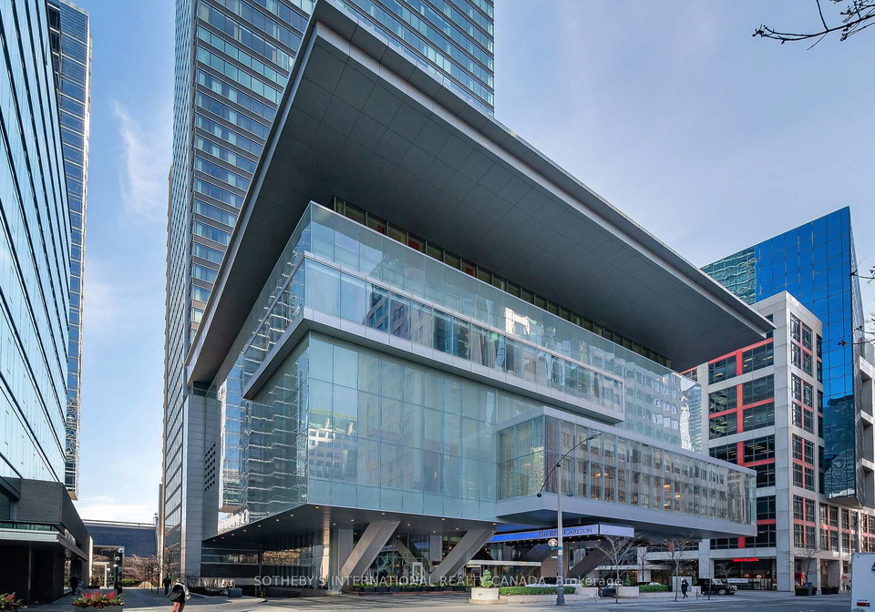 183-wellington-street-w-toronto-ontario-c13002074