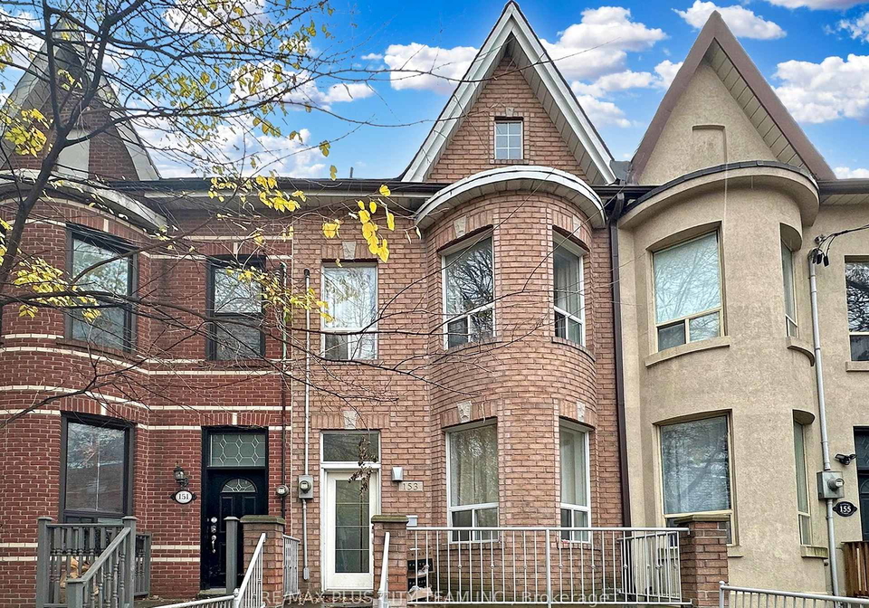 153-niagara-street-toronto-ontario-c13002106