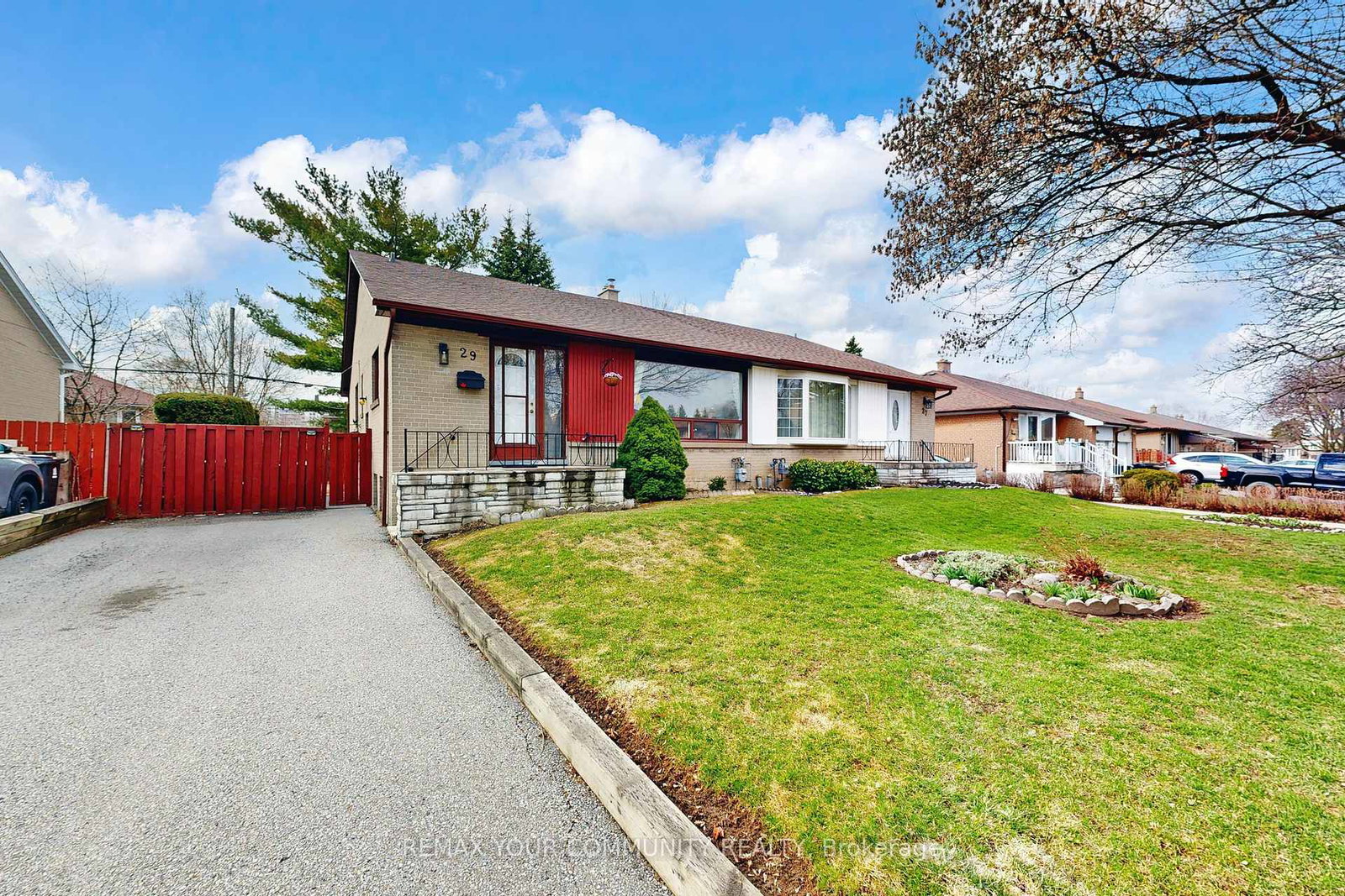 29-pinemore-crescent-north-york-ontario-c13002326