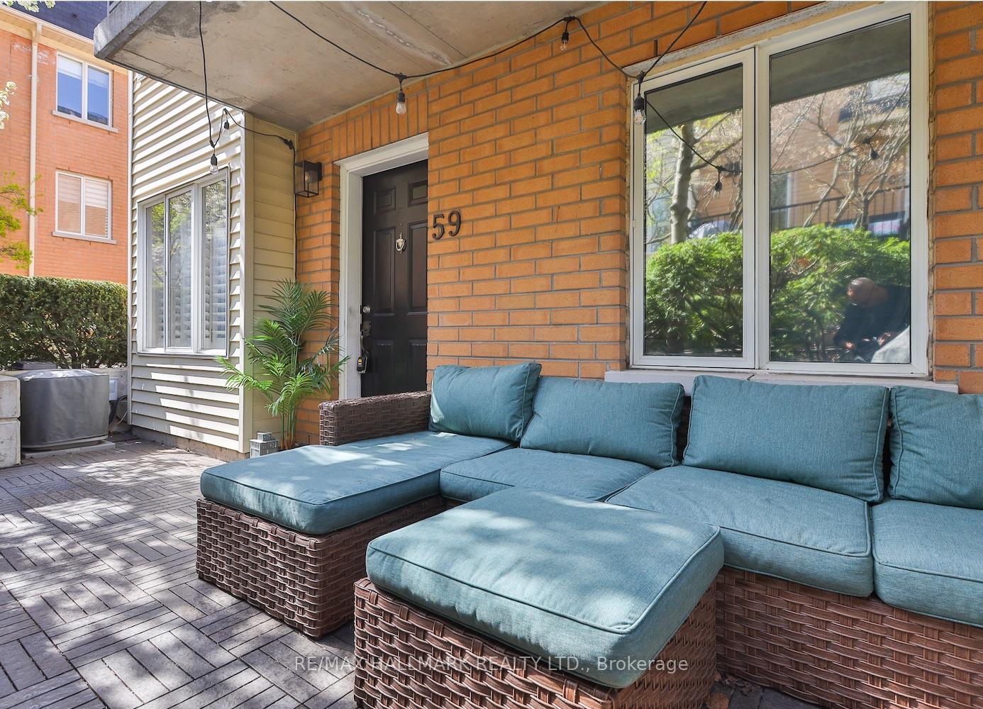 208-niagara-street-toronto-ontario-c13002552