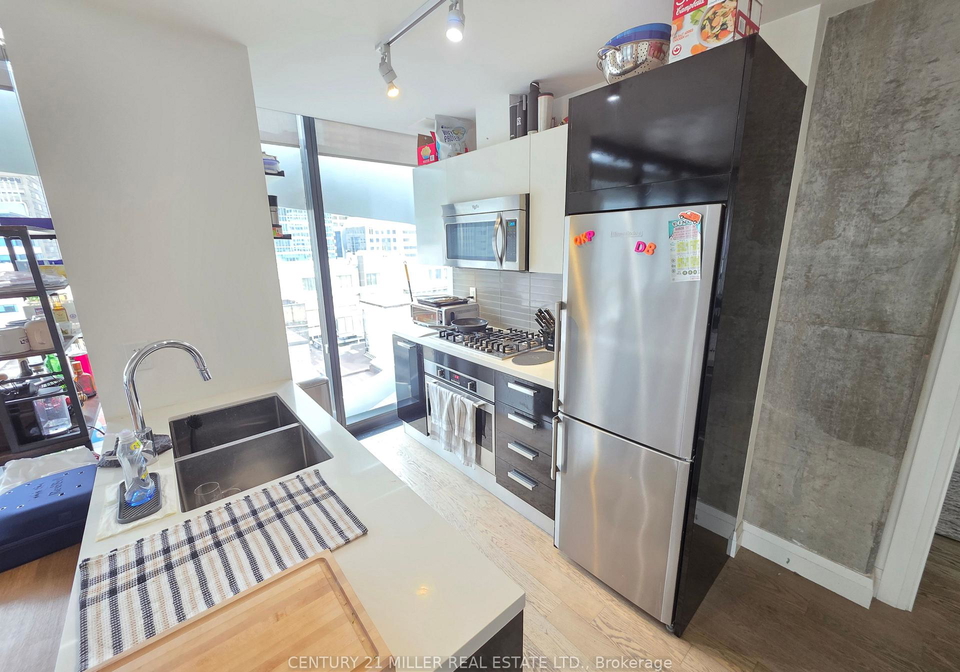 224-king-street-w-toronto-ontario-c13002688