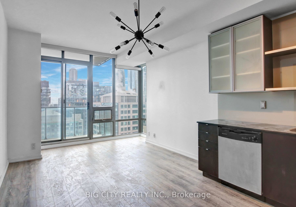 33-lombard-street-toronto-ontario-c13002708