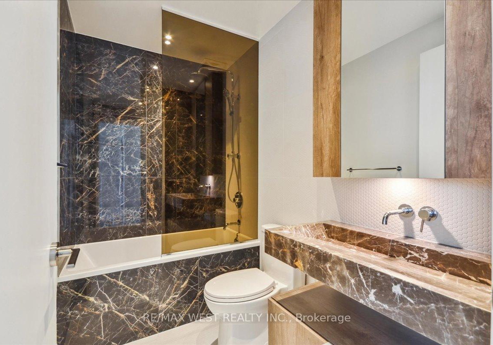 11-yorkville-avenue-toronto-ontario-c13002814