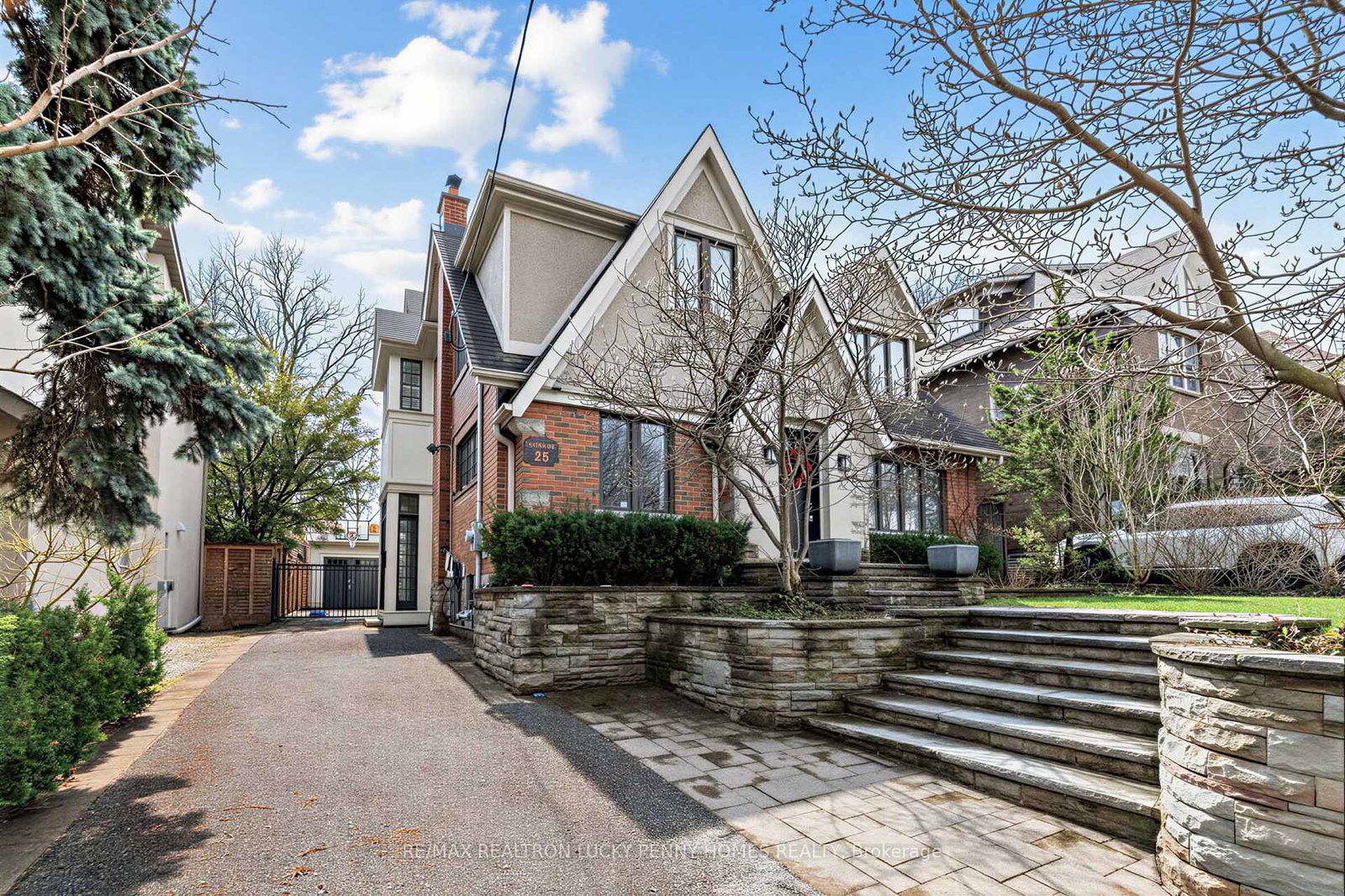 25-cortleigh-boulevard-toronto-ontario-c13002864