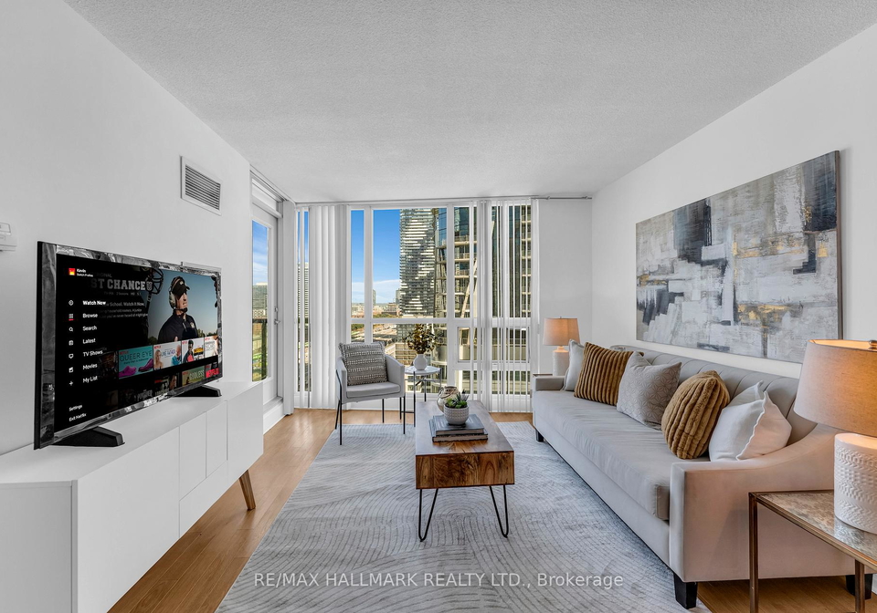 16-yonge-street-toronto-ontario-c13002910