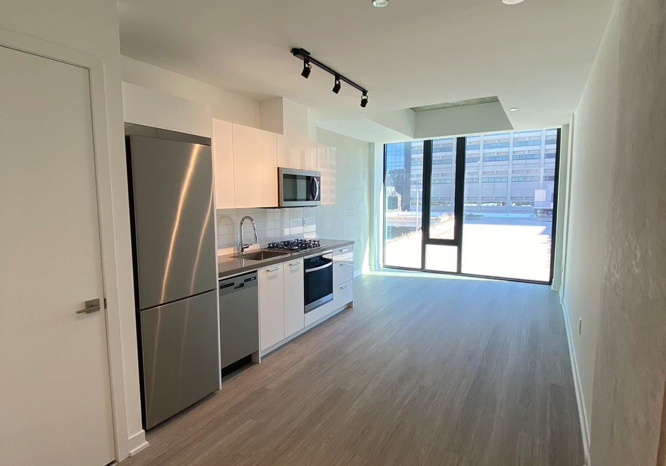 195-mccaul-street-toronto-ontario-c13002958