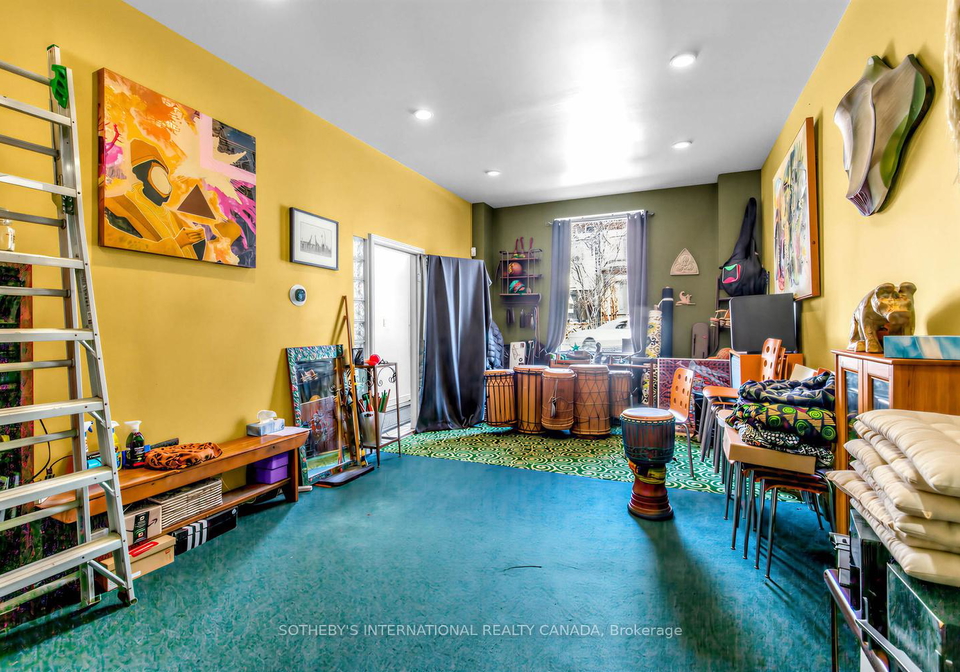 243-gerrard-street-e-toronto-ontario-c13003638