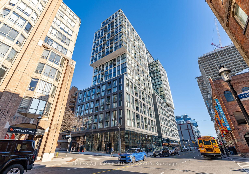 158-front-street-e-toronto-ontario-c13003770