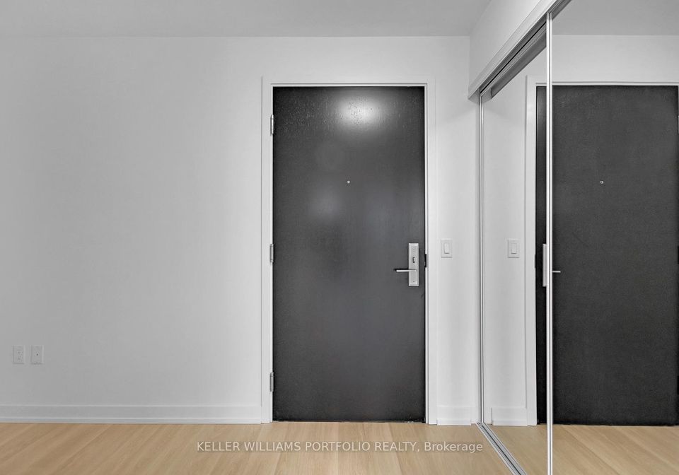 158-front-street-e-toronto-ontario-c13003770