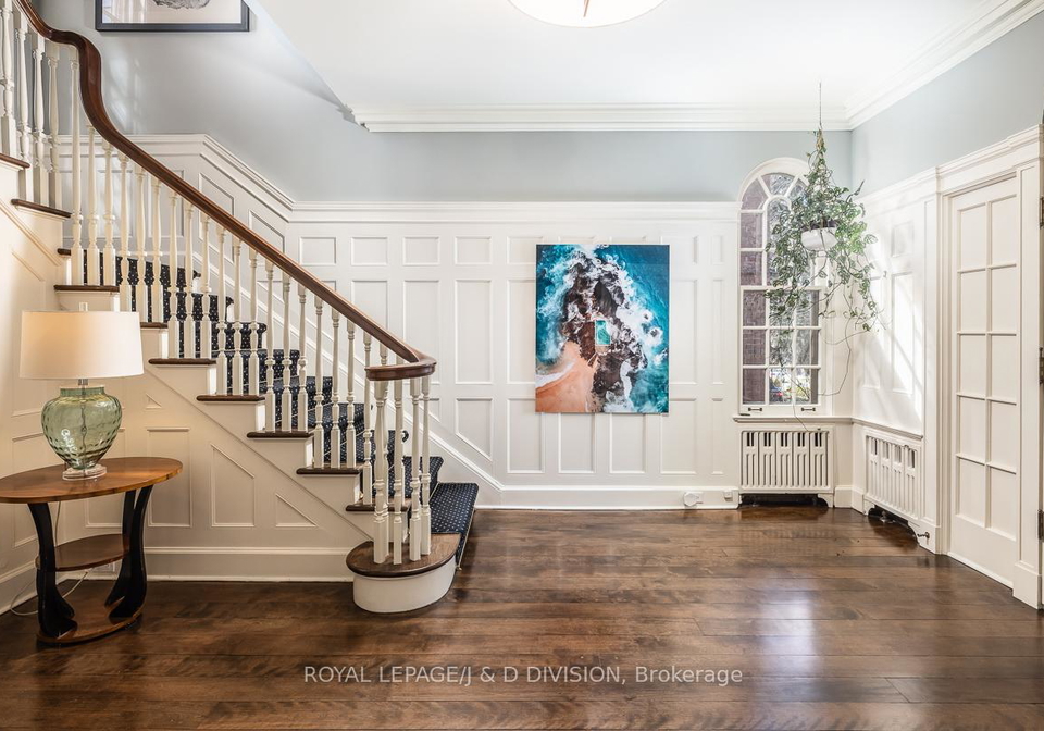 17-parkwood-avenue-toronto-ontario-c13003814
