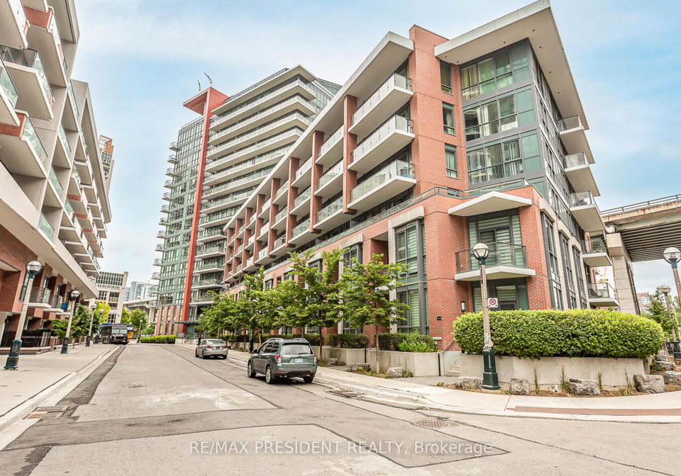50-bruyeres-mews-toronto-ontario-c13003846