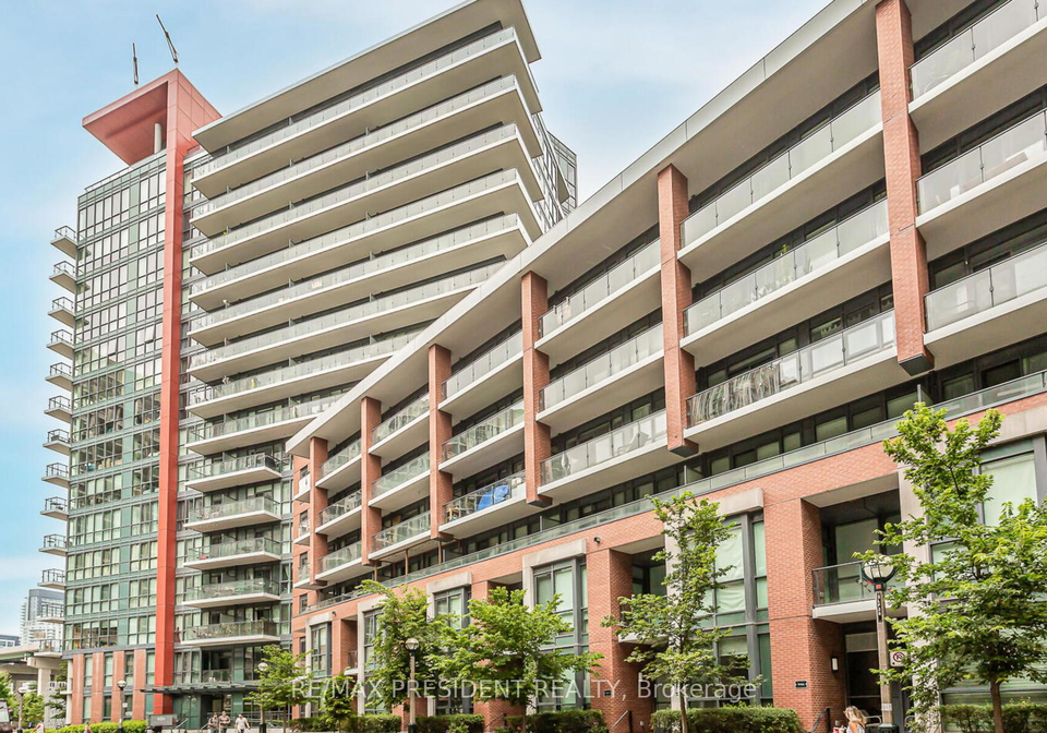 50-bruyeres-mews-toronto-ontario-c13003846