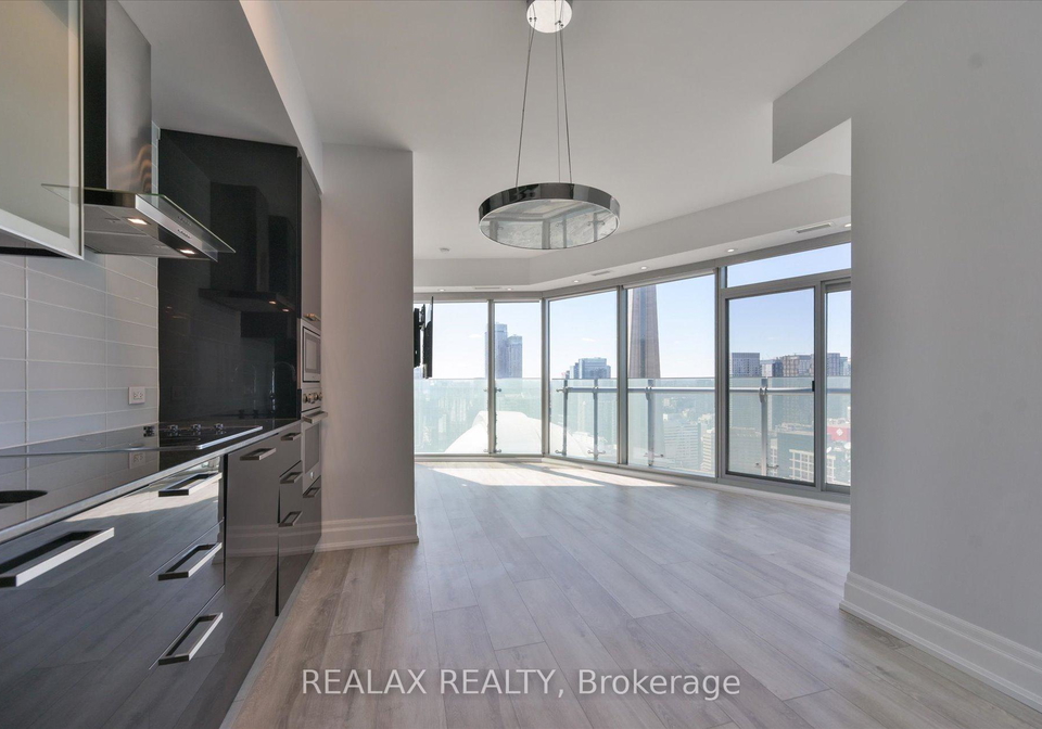 12-york-street-toronto-ontario-c13003866