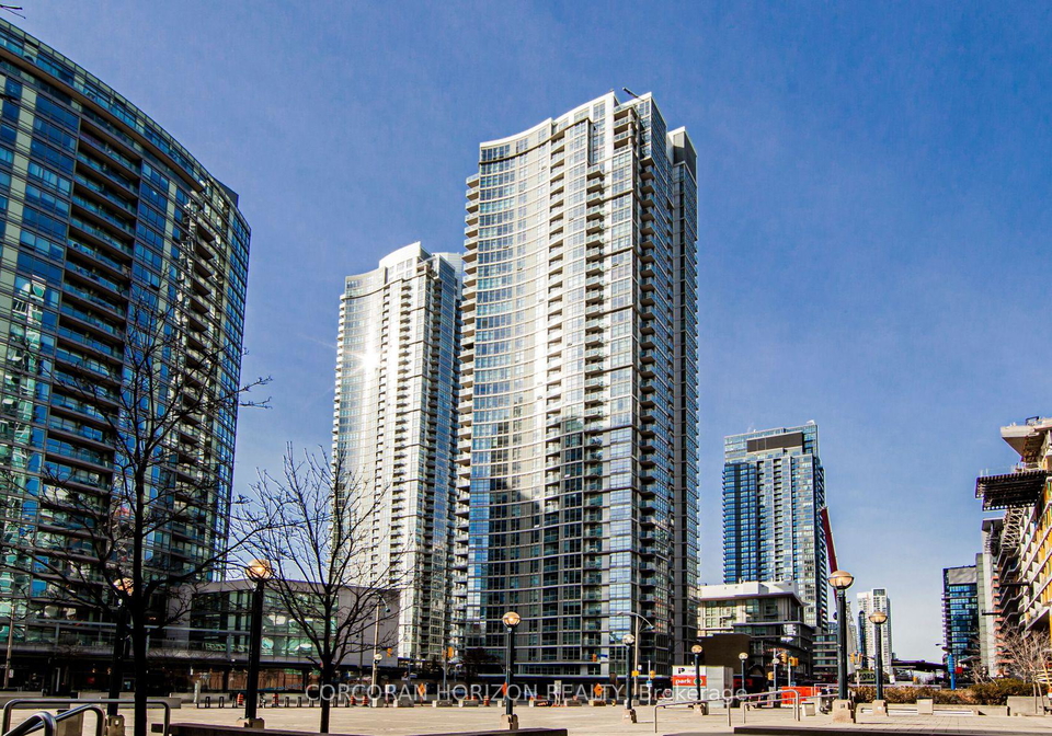 10-navy-wharf-court-toronto-ontario-c13003998