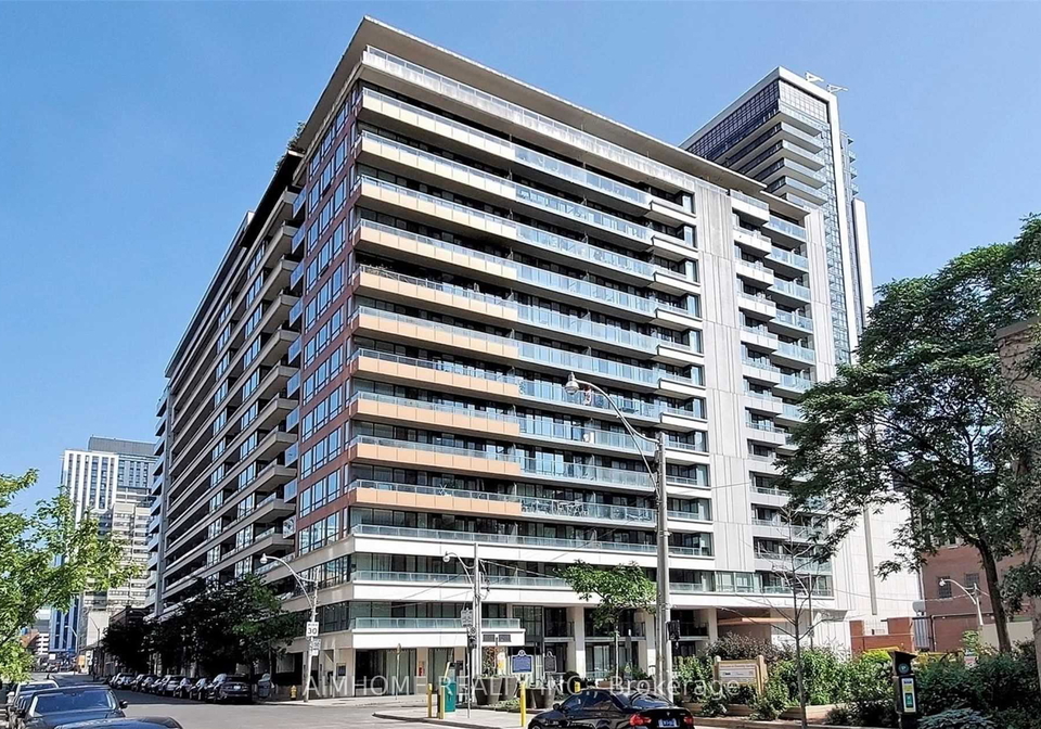 111-elizabeth-street-toronto-ontario-c13004156