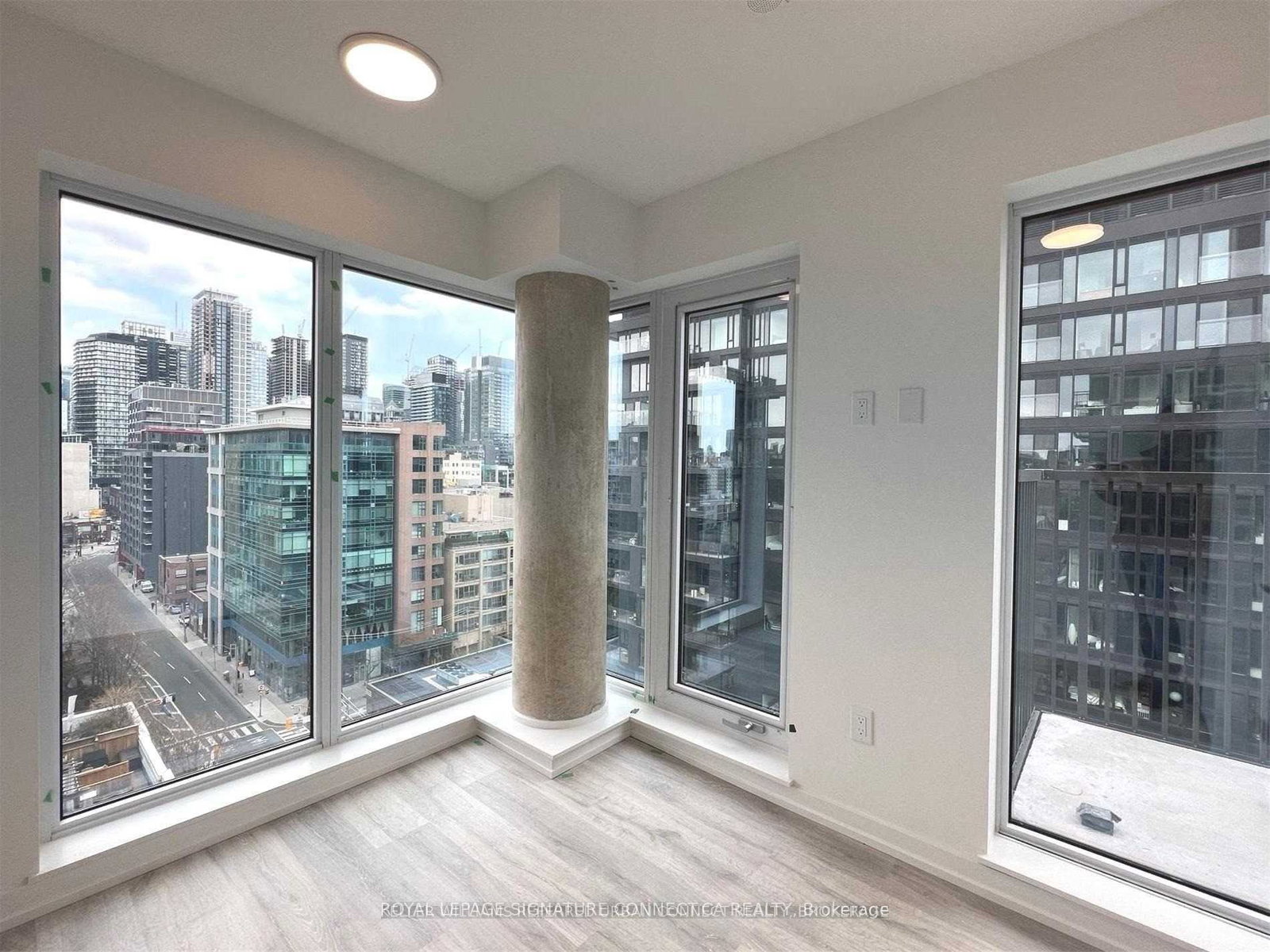 2-augusta-avenue-toronto-ontario-c13004160