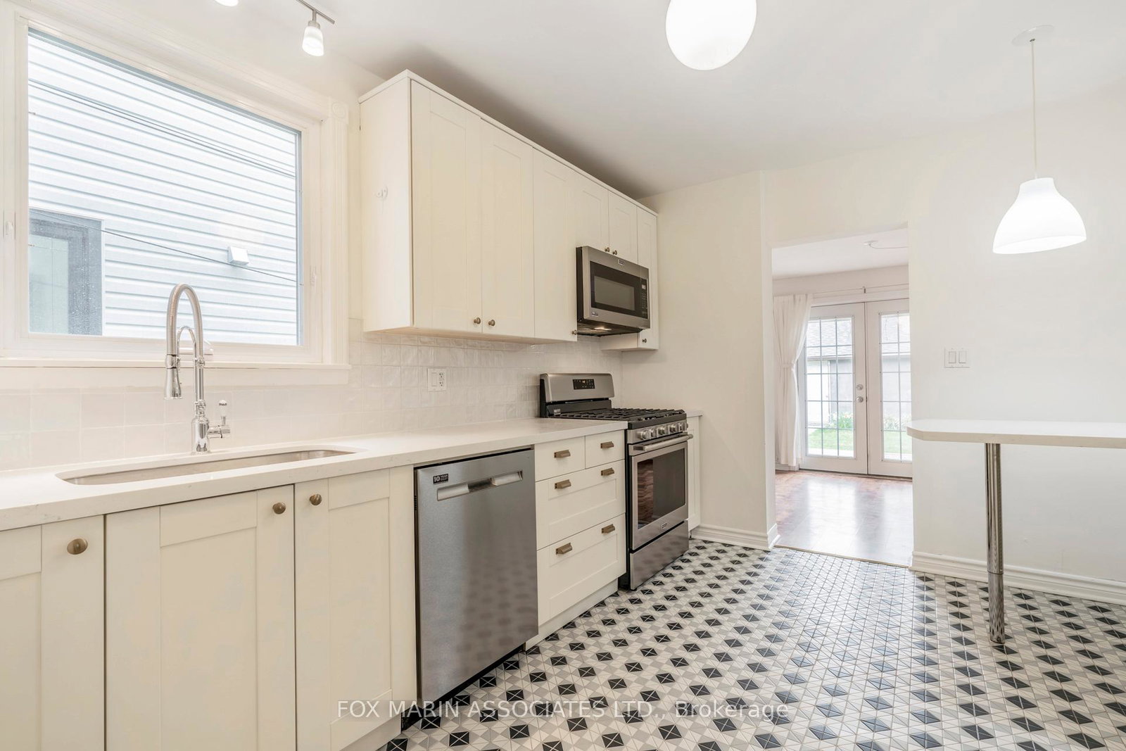 250-roxton-road-toronto-ontario-c13004168