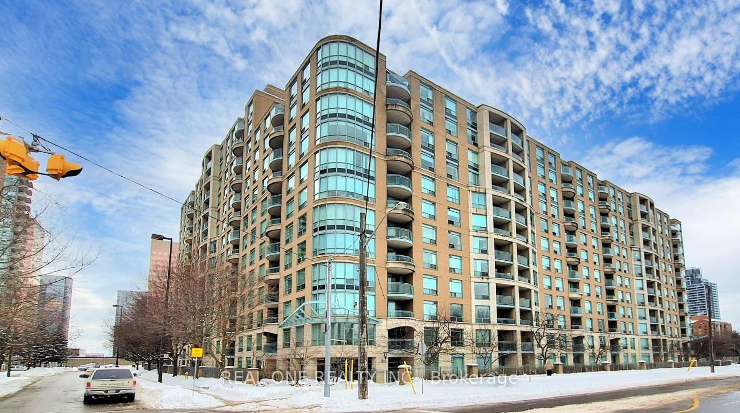8-pemberton-avenue-north-york-ontario-c13004624