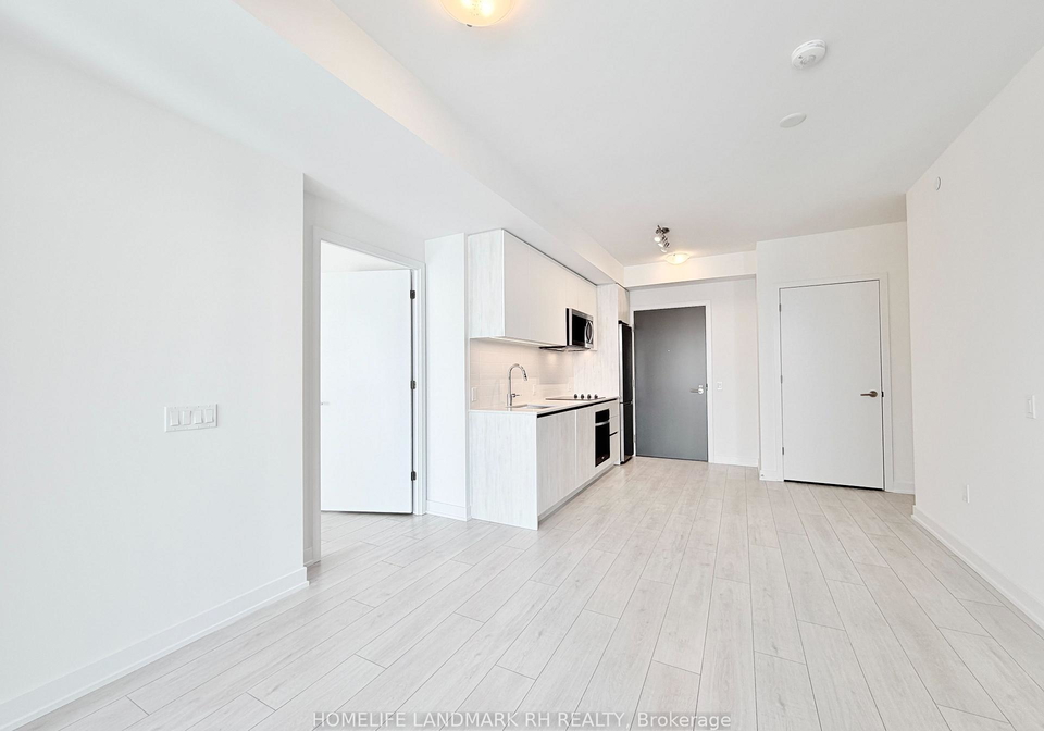 5858-yonge-street-toronto-ontario-c13004752