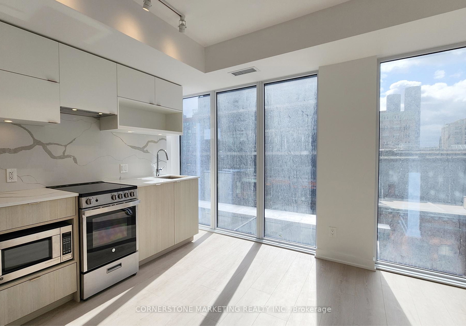 100-queen-street-e-toronto-ontario-c13004816