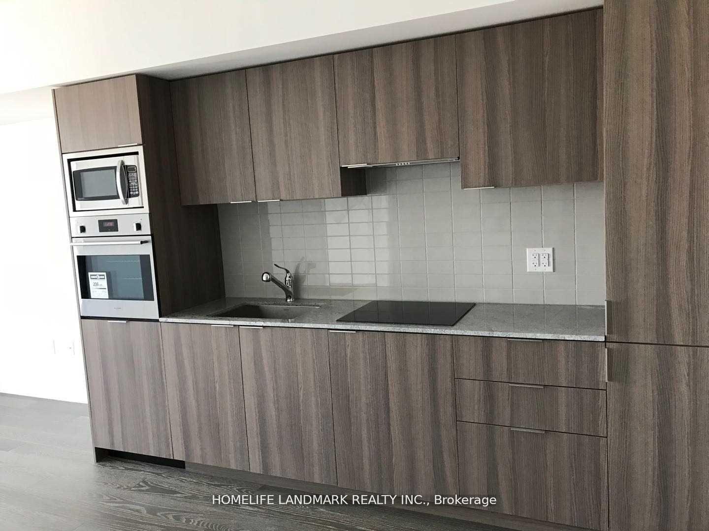 11-wellesley-street-toronto-ontario-c13004854