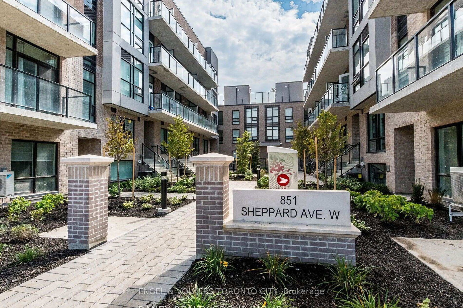 851-sheppard-w-avenue-toronto-ontario-c13004862
