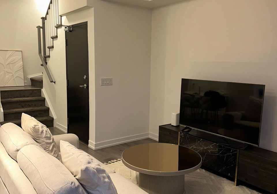 851-sheppard-w-avenue-toronto-ontario-c13004862