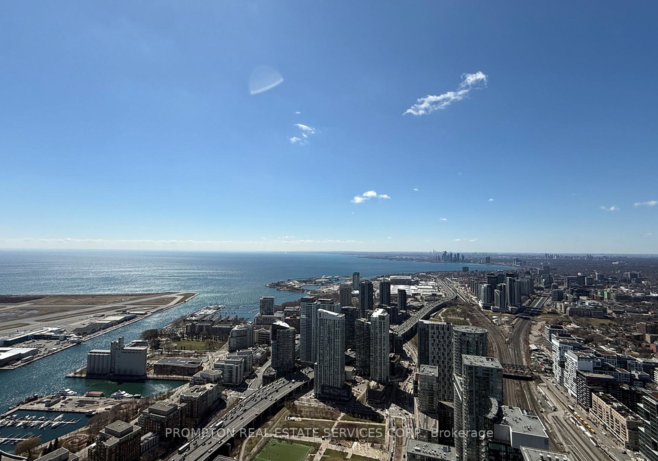 3-concord-cityplace-way-toronto-ontario-c13004878