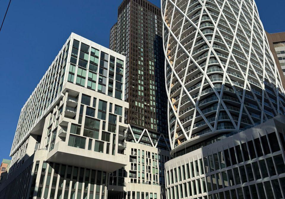 238-simcoe-street-toronto-ontario-c13004902