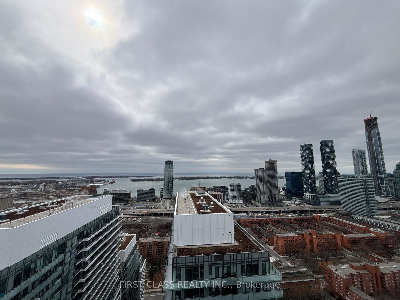 180-front-street-e-toronto-ontario-c13004928