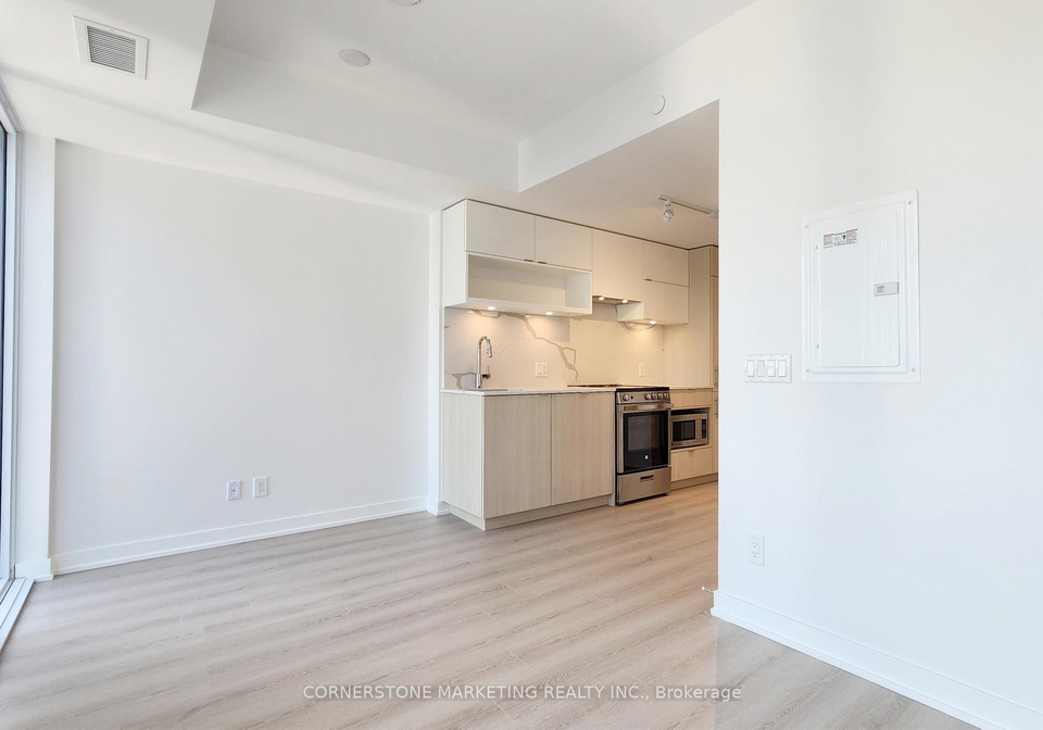 100-queen-street-e-toronto-ontario-c13004976