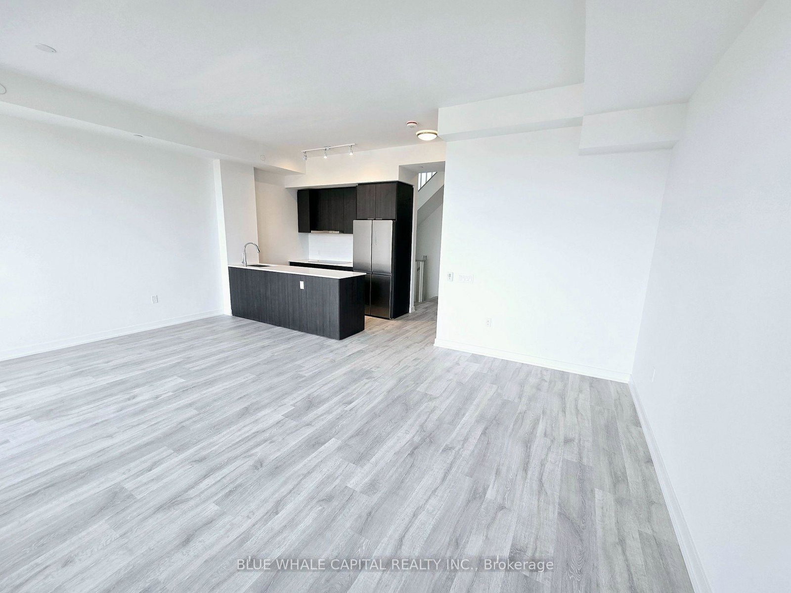 7-golden-lion-heights-north-york-ontario-c13004992