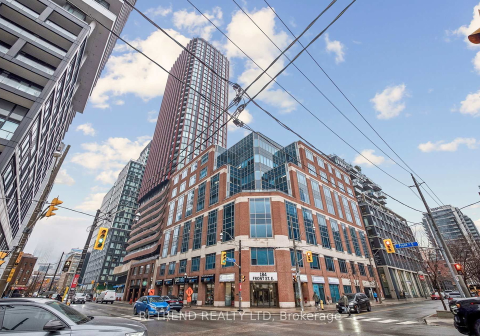 180-front-street-e-toronto-ontario-c13005052